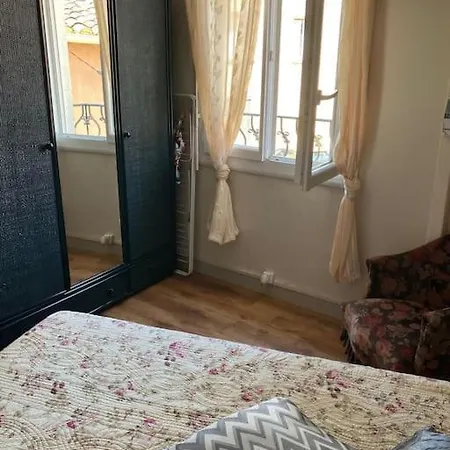 Vila Coquette Maison De Au Centre Du Village - V0787
